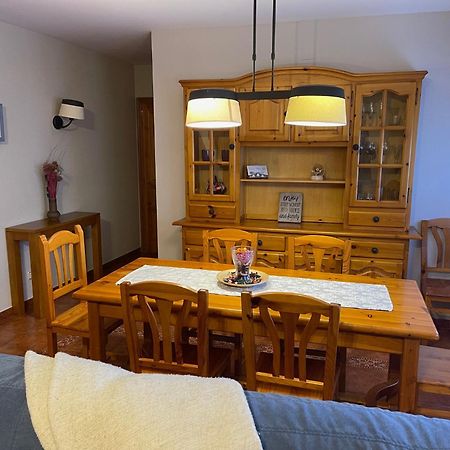 Casa Rural Sofia Ordesa เอสกาโลนา ภายนอก รูปภาพ