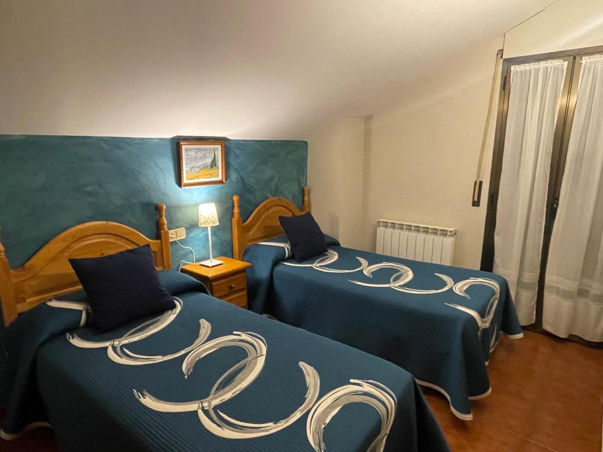 Casa Rural Sofia Ordesa เอสกาโลนา ภายนอก รูปภาพ
