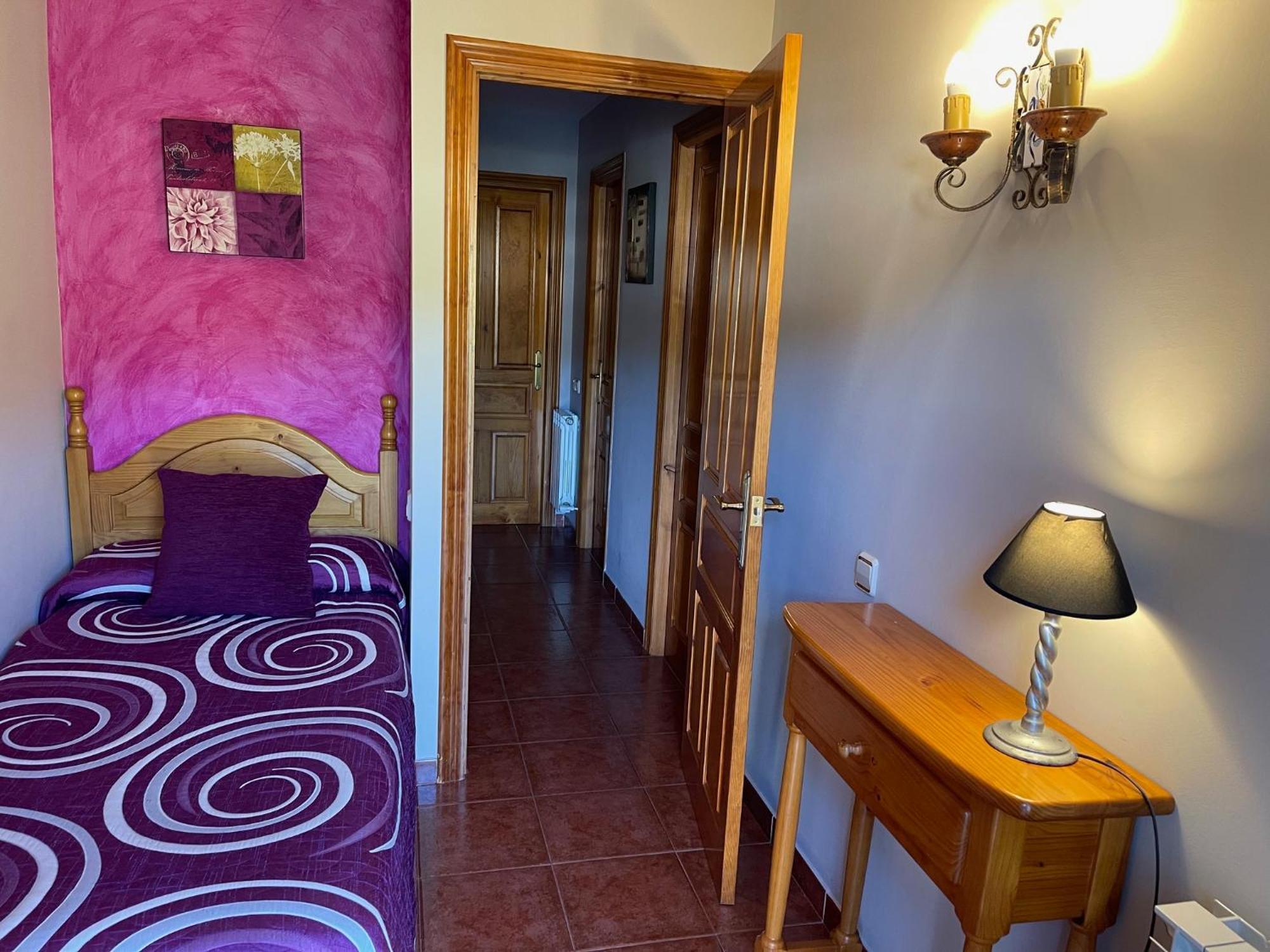 Casa Rural Sofia Ordesa เอสกาโลนา ภายนอก รูปภาพ