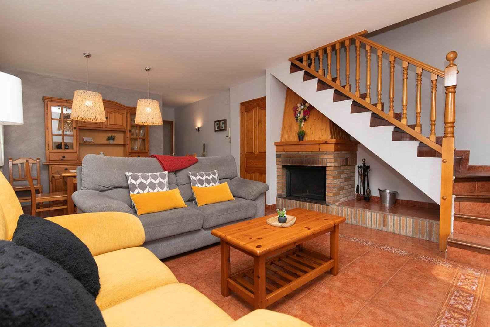 Casa Rural Sofia Ordesa เอสกาโลนา ภายนอก รูปภาพ