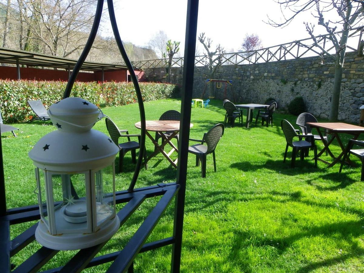 Casa Rural Sofia Ordesa เอสกาโลนา ภายนอก รูปภาพ