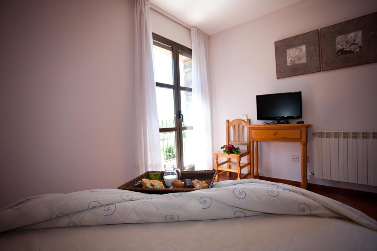 Casa Rural Sofia Ordesa เอสกาโลนา ภายนอก รูปภาพ